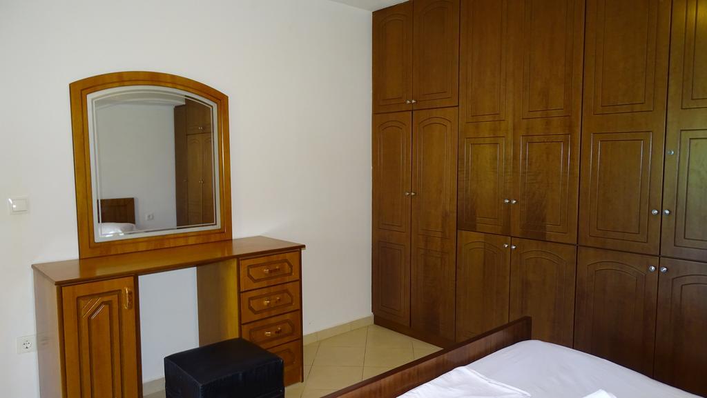 Petro'S Apartments คซามิล ภายนอก รูปภาพ